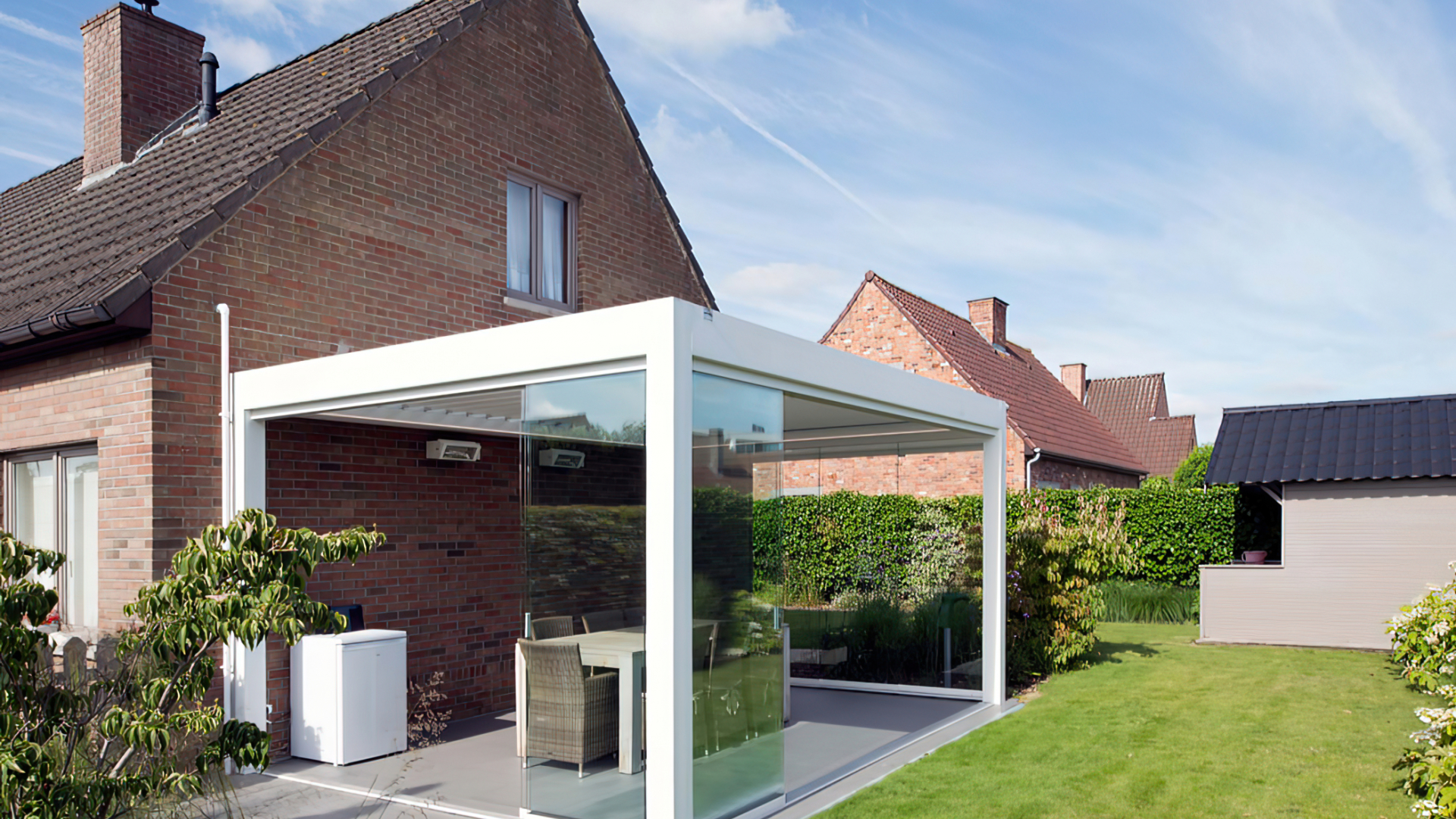 Pergola SO! Terrasoverkapping met glazen schuifwanden